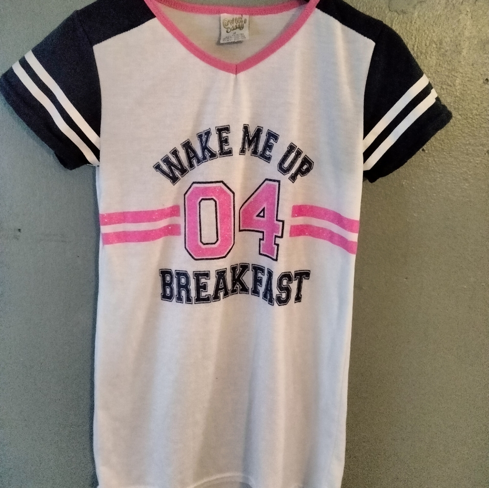 Youth girls night shirt Sweet N Sassy Brand. size 12